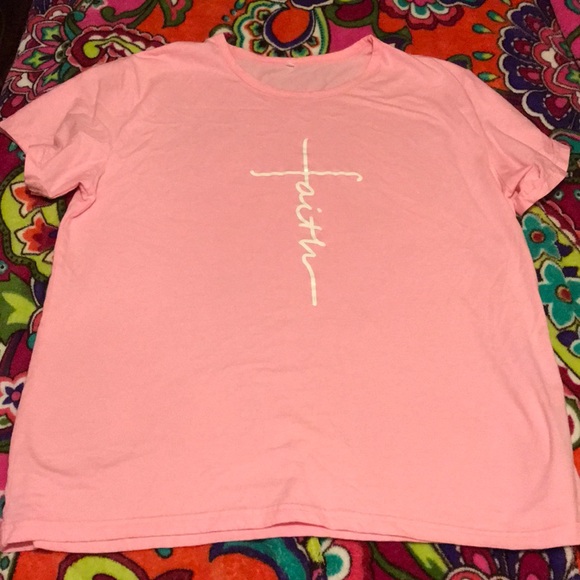 Tops - Women’s Faith shirt Tops - Women’s Faith shirt